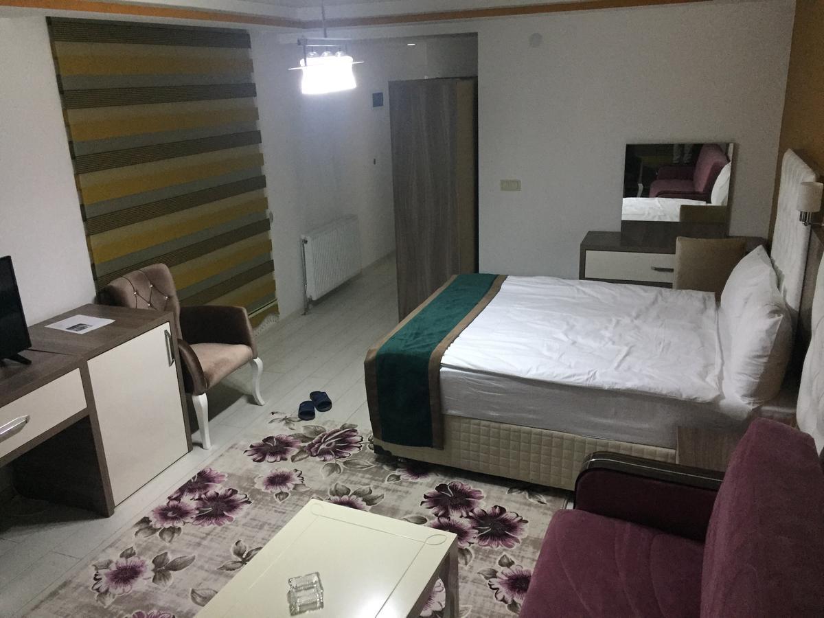 Gokdem Royal Hotel 반 외부 사진